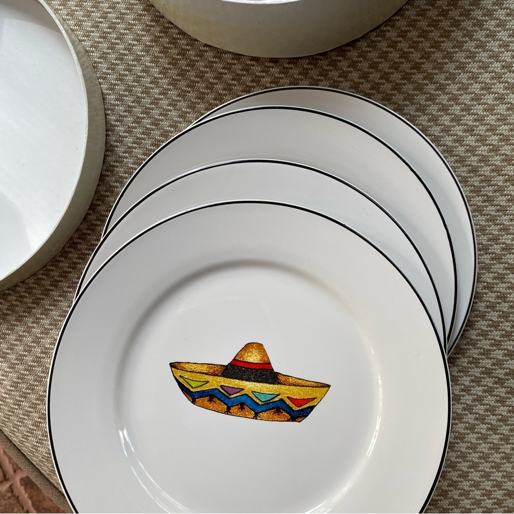 Wendoverlane dessert plates (4), Mexican motifs